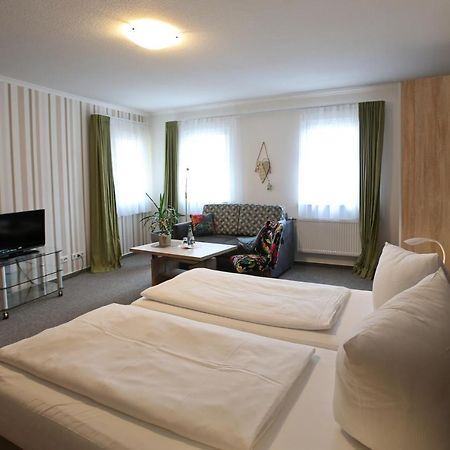 Hotel Wehlener Hof Щат Велен Екстериор снимка