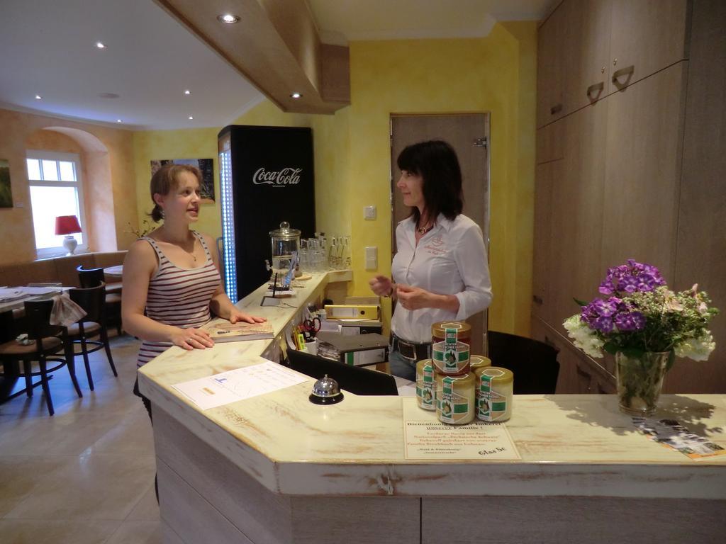 Hotel Wehlener Hof Щат Велен Екстериор снимка