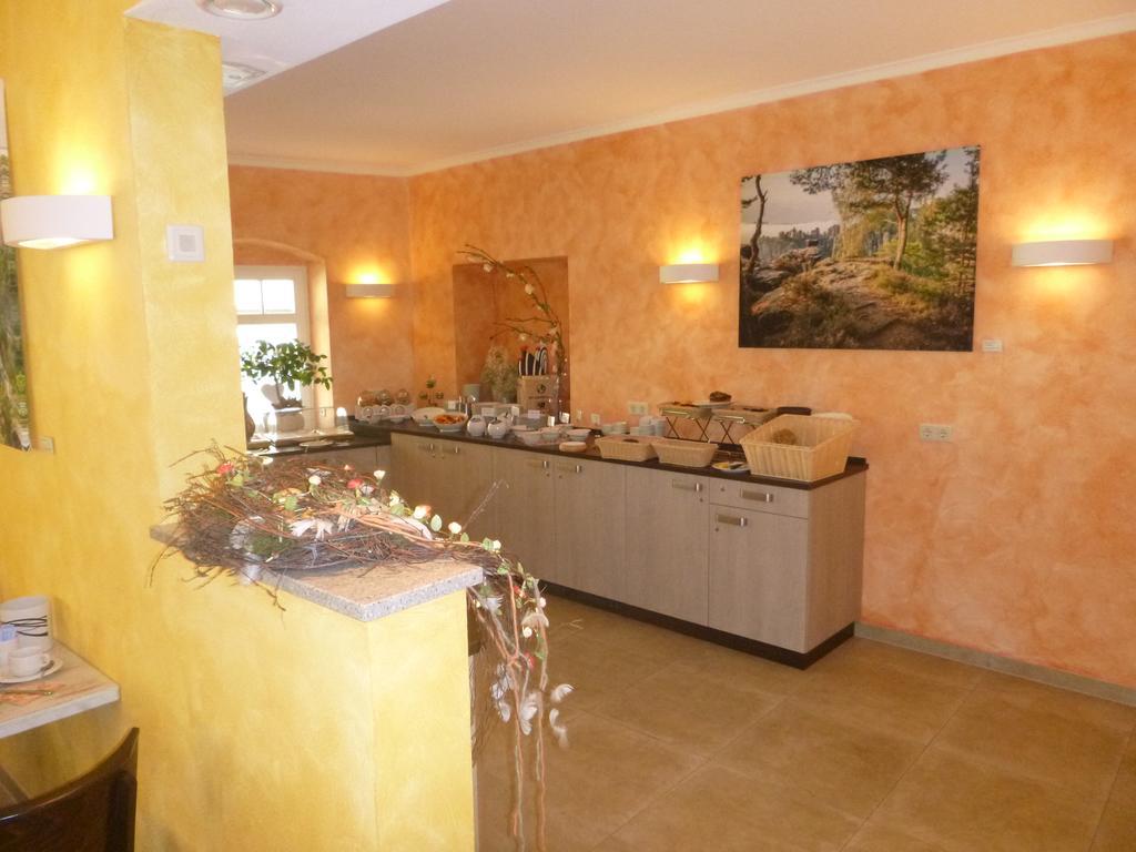 Hotel Wehlener Hof Щат Велен Екстериор снимка