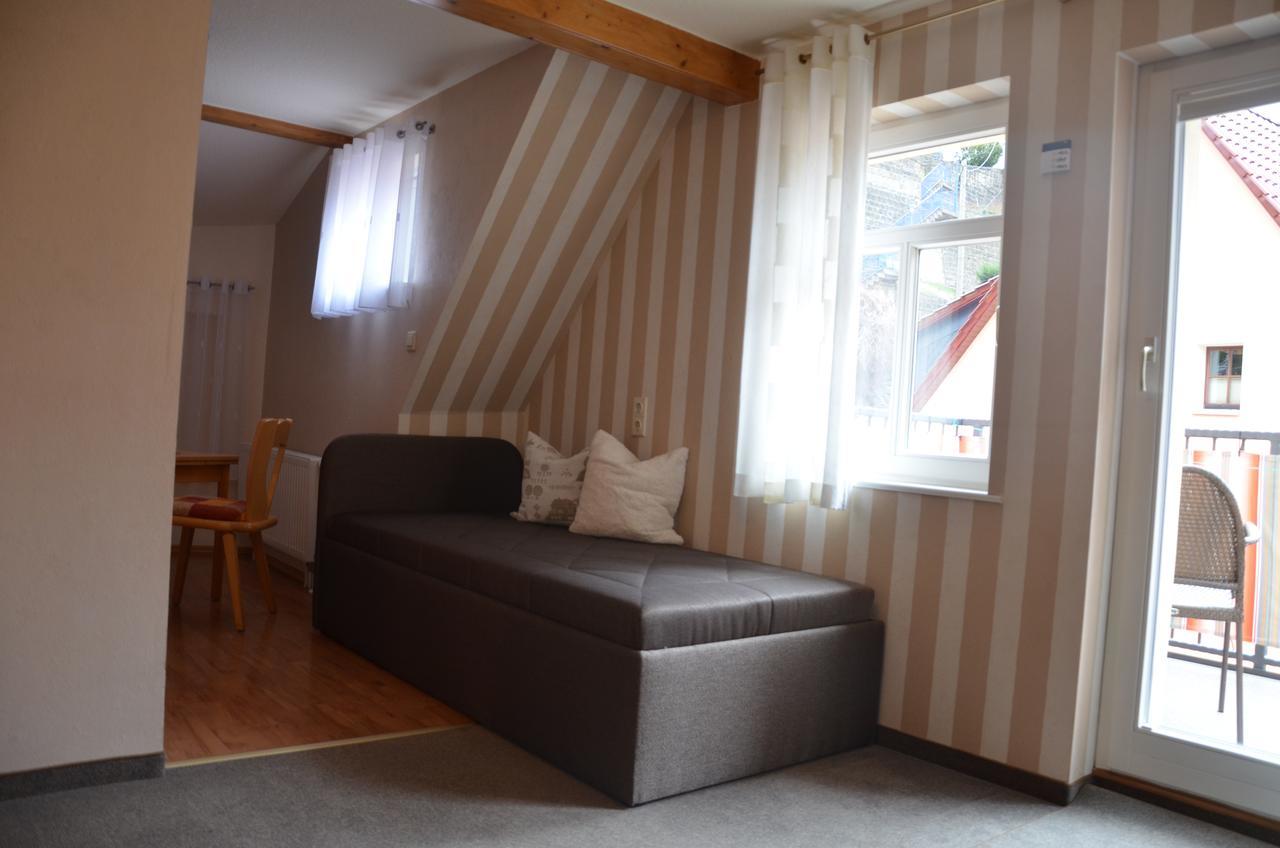 Hotel Wehlener Hof Щат Велен Екстериор снимка