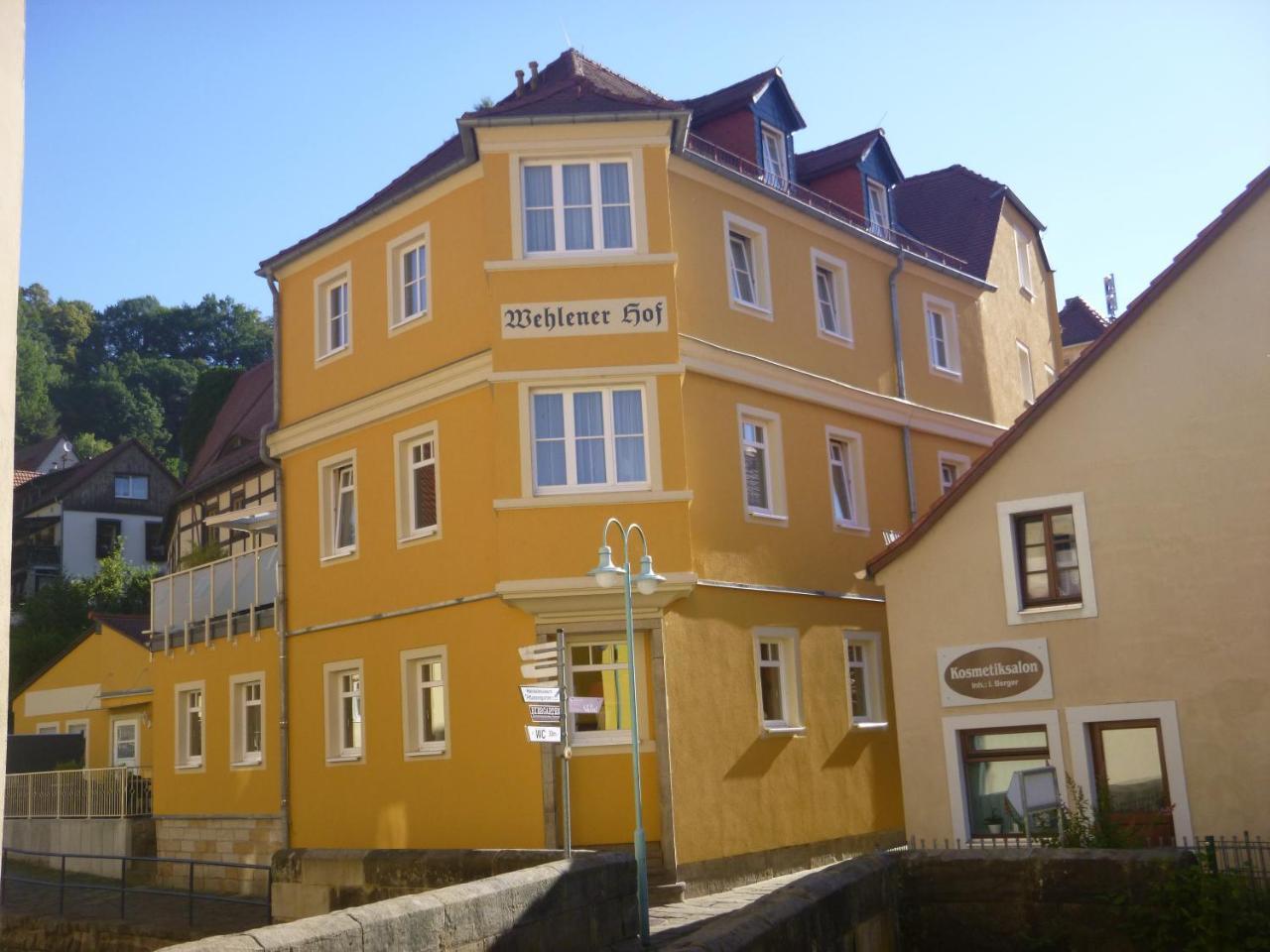 Hotel Wehlener Hof Щат Велен Екстериор снимка